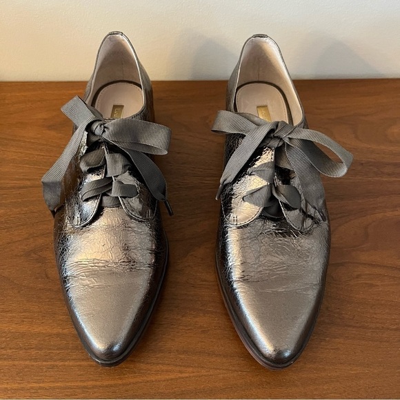 LOUISE et Cie Adwin Metallic Oxfords - Picture 2 of 7